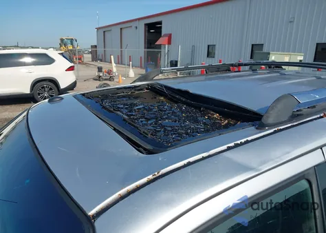 2010 Ford Escape Limited from USA, damaged, VIN 1FMCU9E78AKA93220